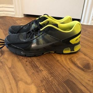 Nike Flywire Running Shoes